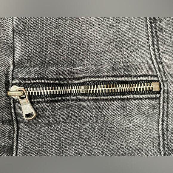 J Brand Kassidy Skinny Jeans in Grey Cascade w/Zipper Detail - Size 25 - Picture 3 of 7